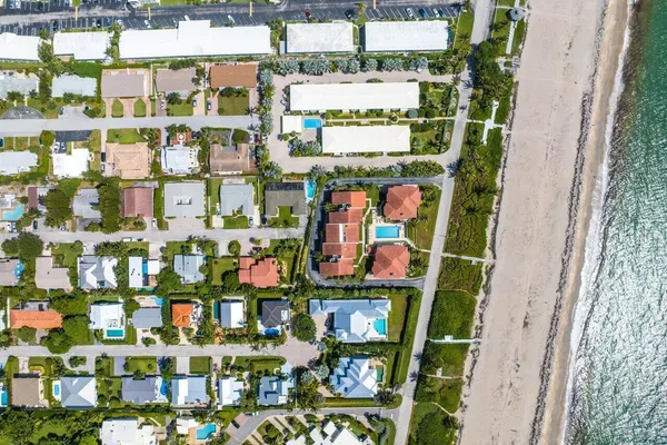 $3,800 | 13 Sailfish Lane, Ocean Ridge, FL 33435