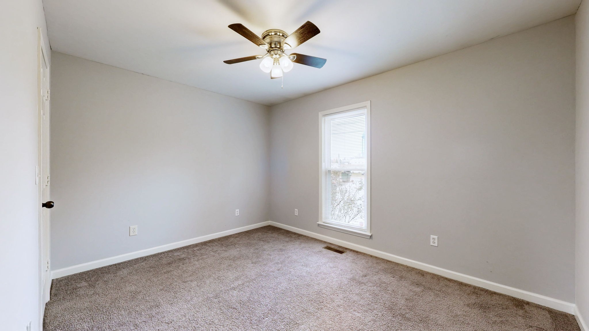 132 Ben Drive Springfield, TN 37172 - Photo 18 of 35 an empty room with a window