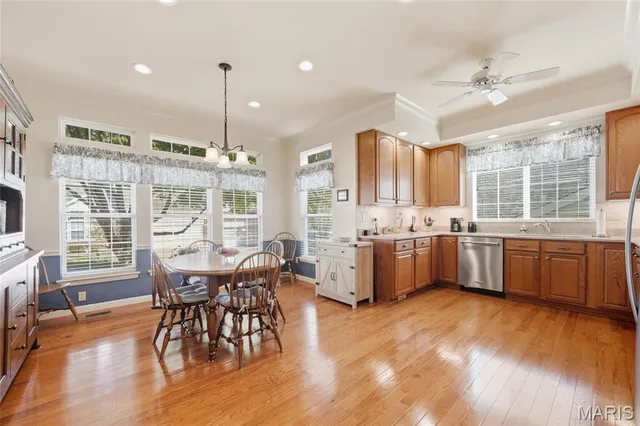 $500,000 | 120 River Breeze Way, St. Louis, MO 63129