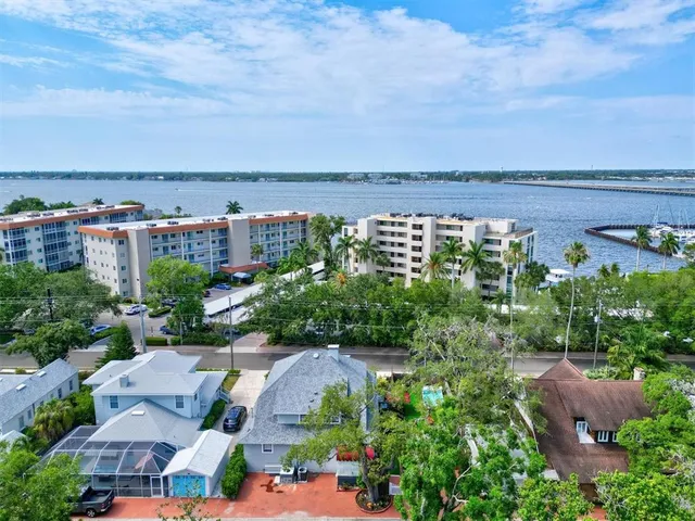 $1,095,000 | 1523 1st Avenue West, Bradenton, FL 34205
