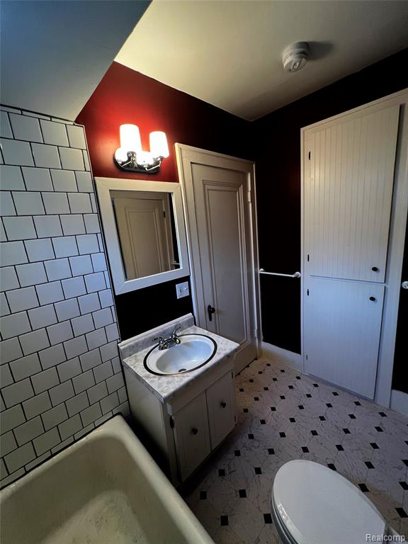 2613 Flushing Road Flint, MI 48504 - Photo 8 of 33