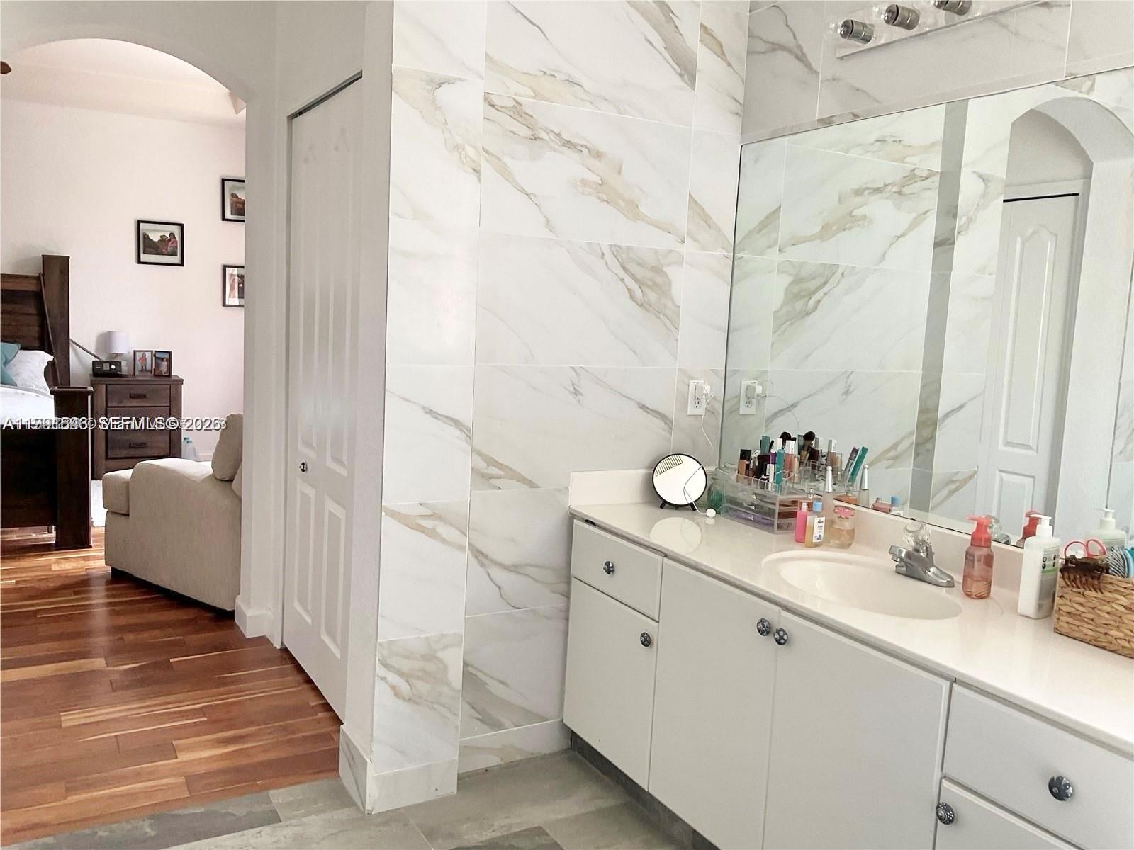 7472 Northwest 112 Path Doral, FL 33178 - Photo 25 of 39