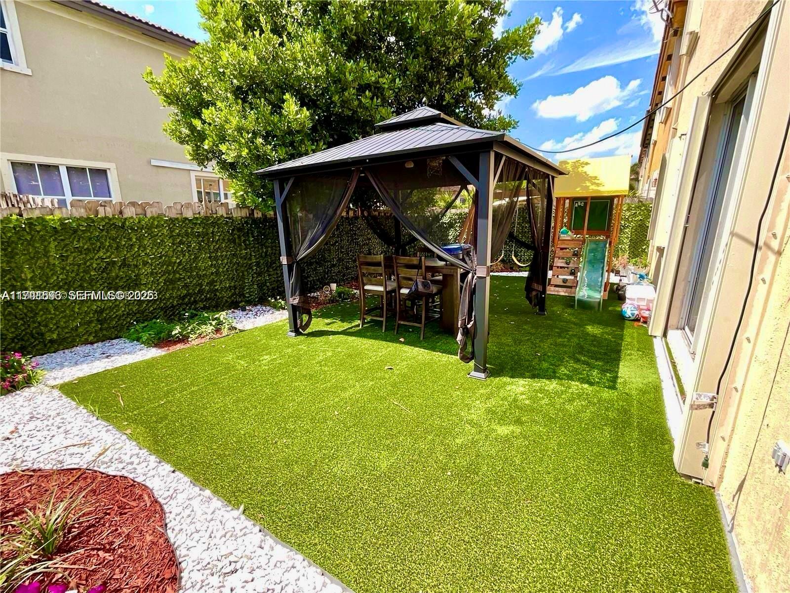 7472 Northwest 112 Path Doral, FL 33178 - Photo 35 of 39