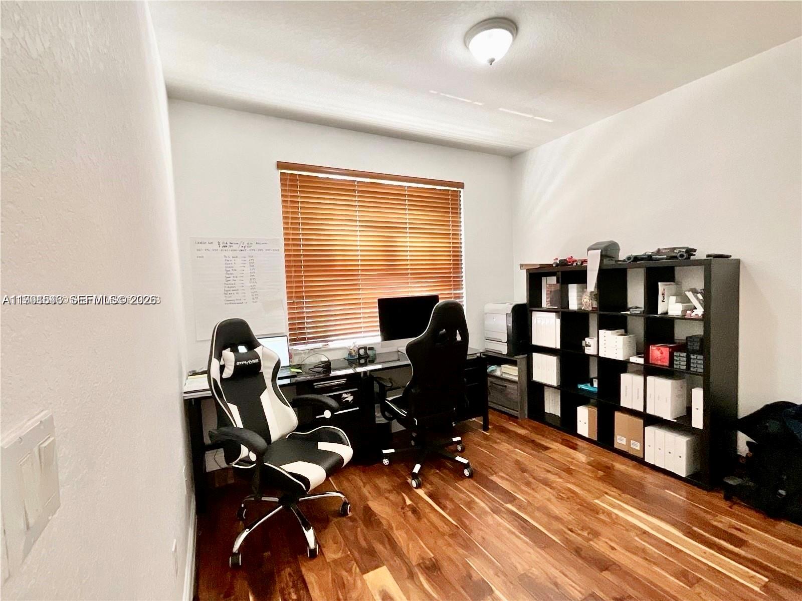 7472 Northwest 112 Path Doral, FL 33178 - Photo 9 of 39