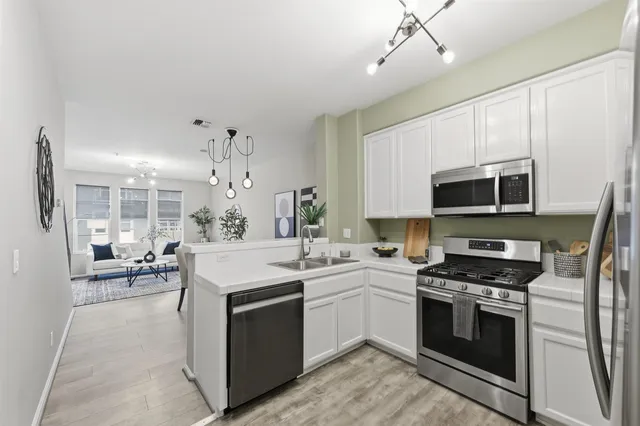 $499,000 | 1411 Nevin Plaza, Richmond, CA 94801