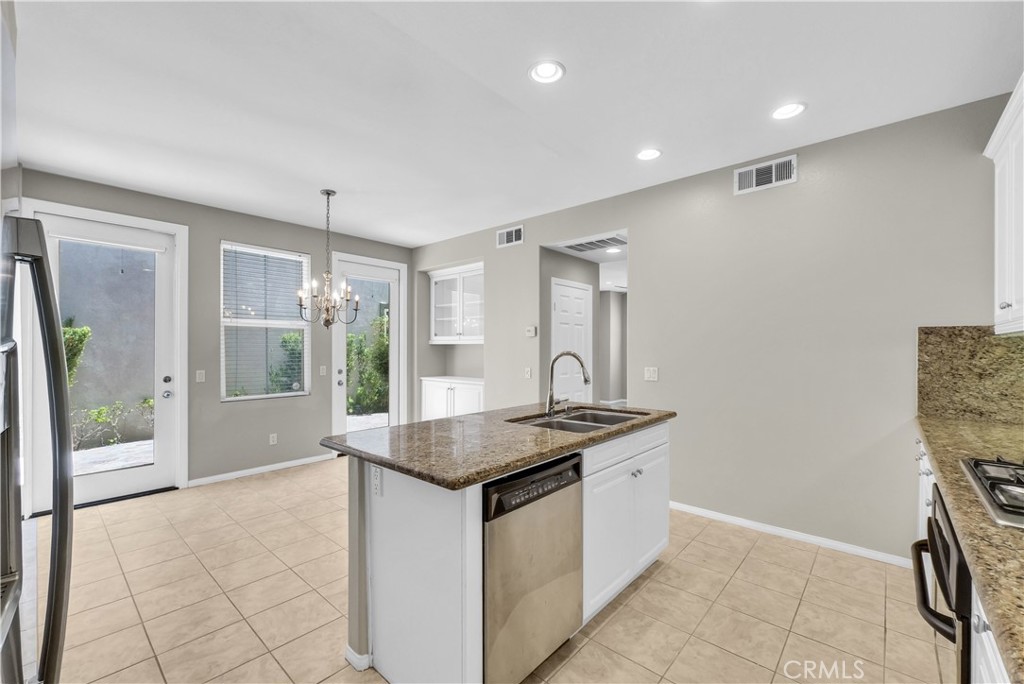 14 Conservatory Drive Ladera Ranch, CA 92694 - Photo 12 of 27