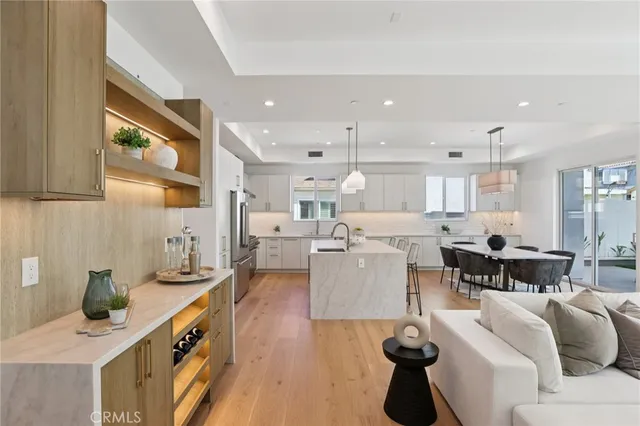 $2,318,000 | 1914 Belmont Lane, Unit A, Redondo Beach, CA 90278