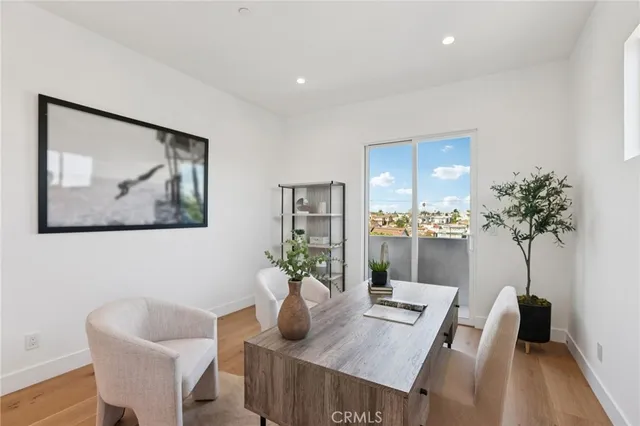 $2,318,000 | 1914 Belmont Lane, Unit A, Redondo Beach, CA 90278