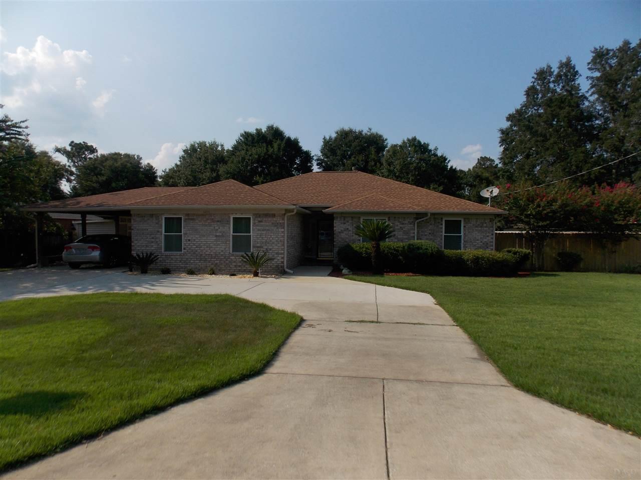 6216 Hunters Ridge Drive Milton, FL 32570 - Photo 3 of 45 Gallery Image 3