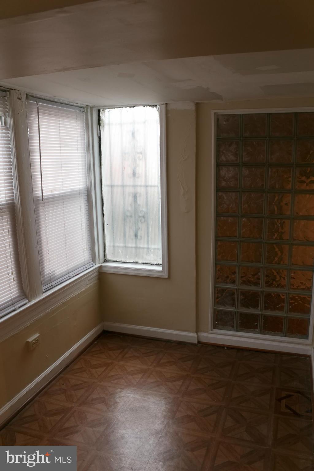642 8th Street Northeast Washington, DC 20002 - Photo 16 of 29 a view of an empty room with a window