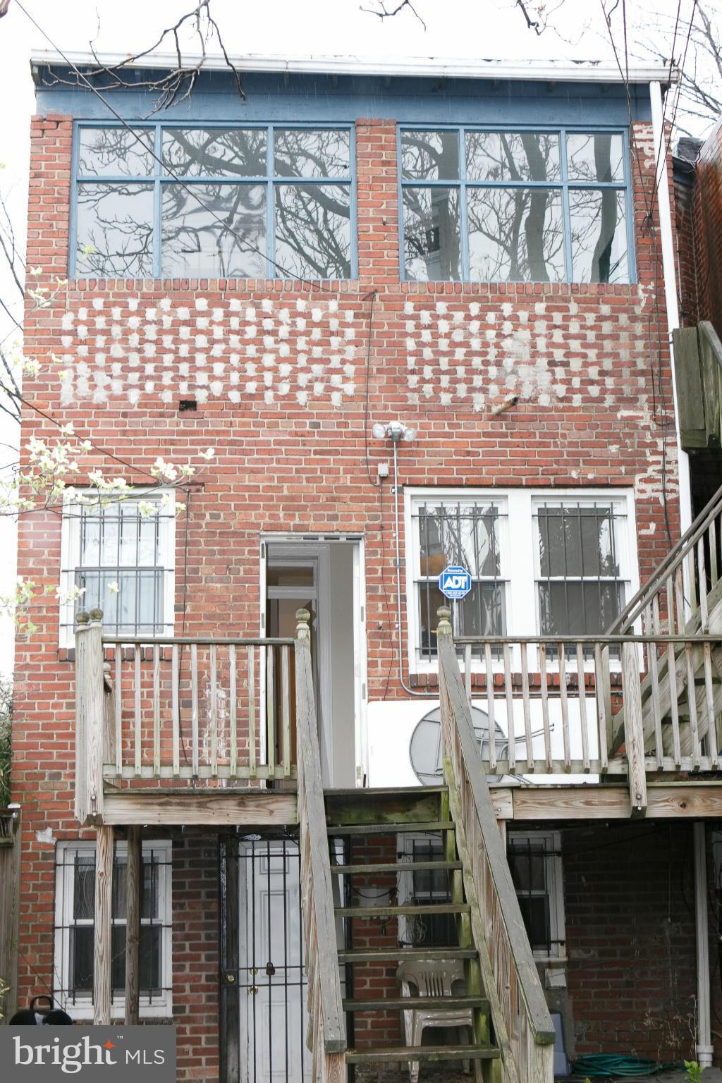 642 8th Street Northeast Washington, DC 20002 - Photo 24 of 29 a front view of a house