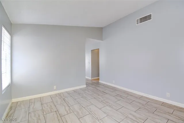 $1,700 | 7732 Parnell Avenue, Las Vegas, NV 89147