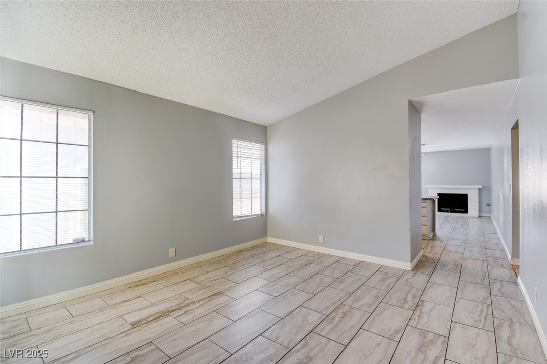 7732 Parnell Avenue Las Vegas, NV 89147 - Photo 4 of 15