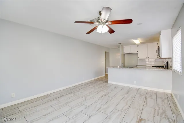 $1,700 | 7732 Parnell Avenue, Las Vegas, NV 89147