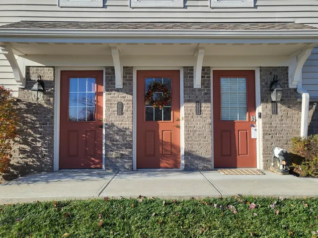 $254,900 | 213 Westwind Lane, Lawrenceburg, IN 47025