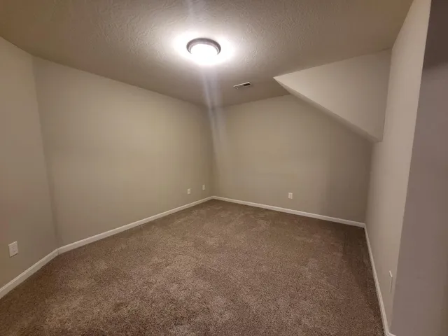 $254,900 | 213 Westwind Lane, Lawrenceburg, IN 47025