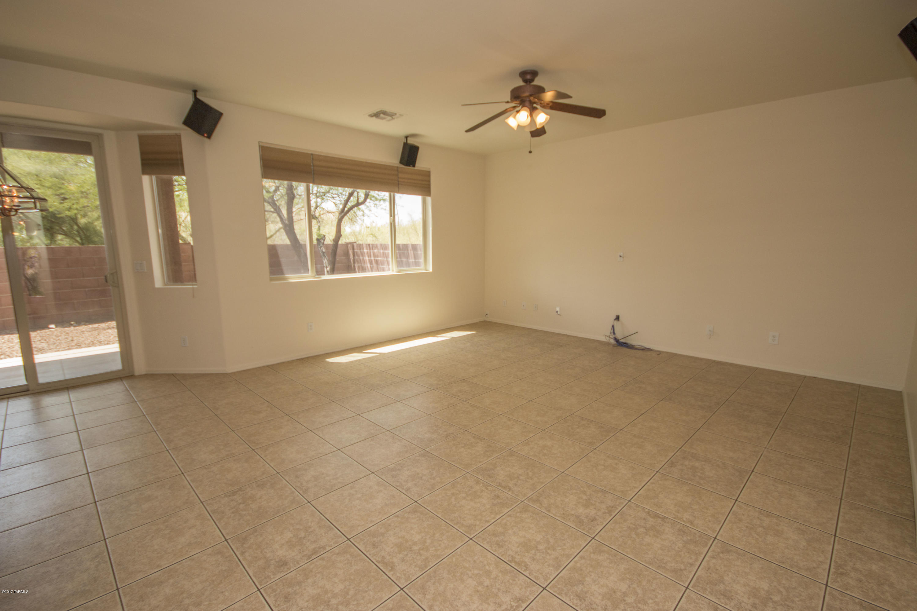 3329 North Bear Spring Trail Tucson, AZ 85745 - Photo 11 of 28