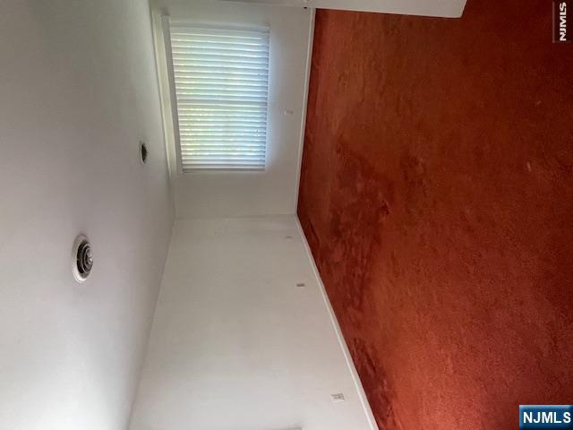 82 Azalea Street Paramus, NJ 07652 - Photo 3 of 13