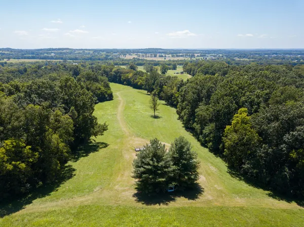 $1,700,000 | 1289 Old Hopewell Road, Bethpage, TN 37022