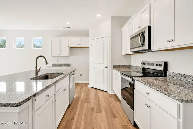 $429,999 | 4352 Coral Bead Lane, Unit LOT 103, Leland, NC 28451