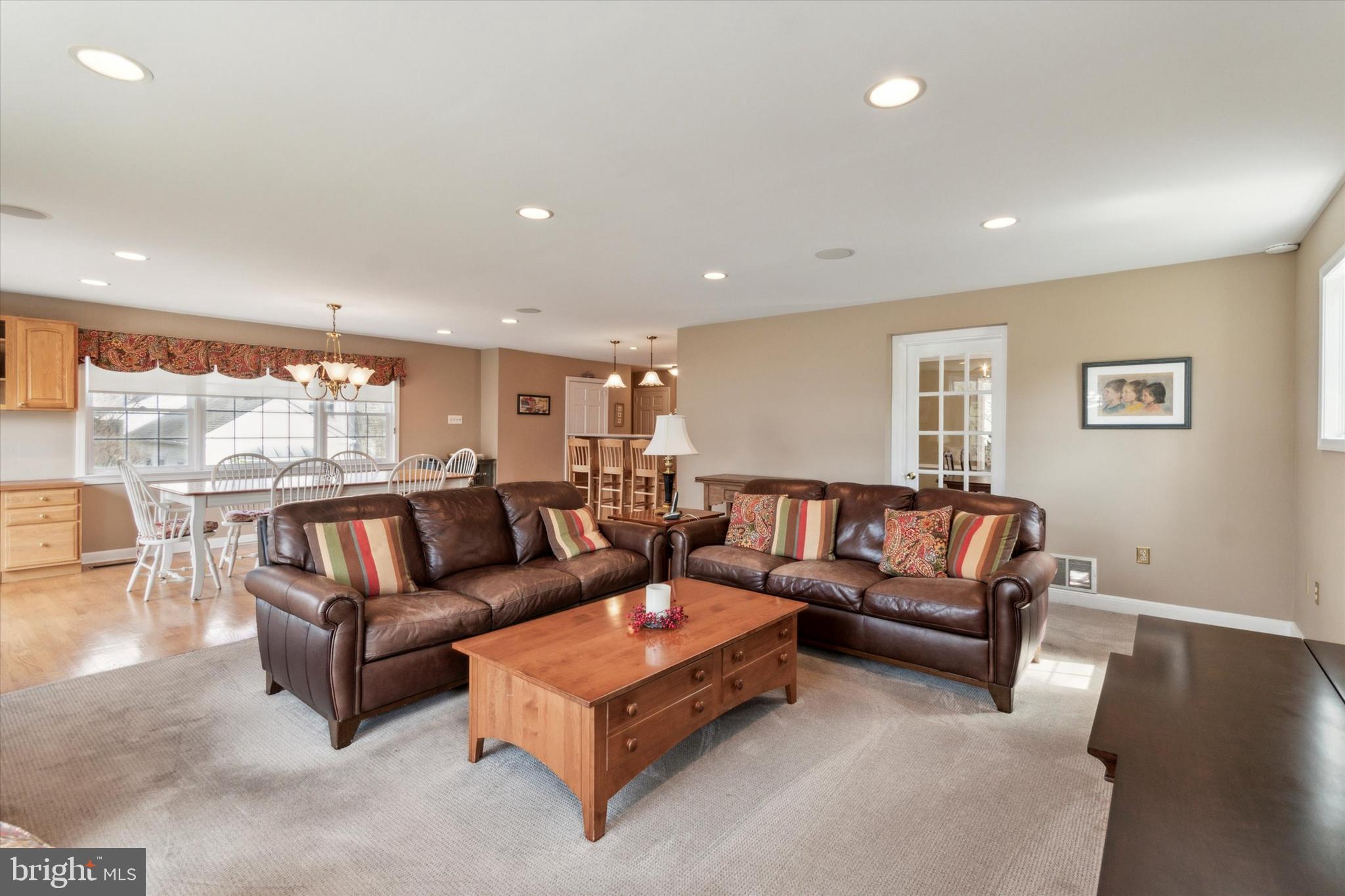 56 Croton Road Wayne, PA 19087 - Photo 5 of 27 Large Family Room Addition