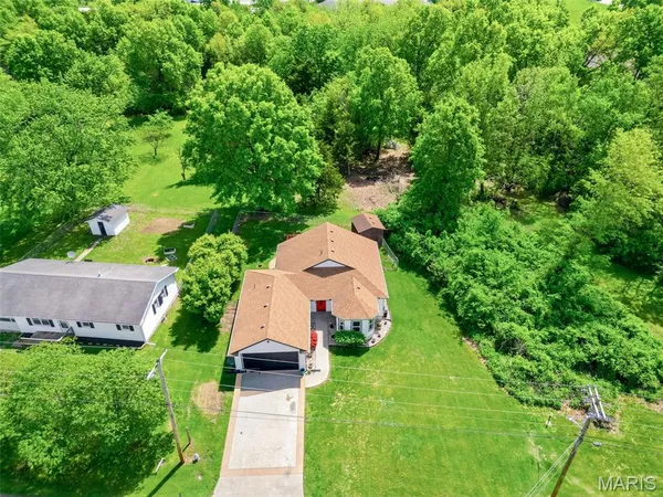$240,000 | 612 Airway Drive, Fulton, MO 65251