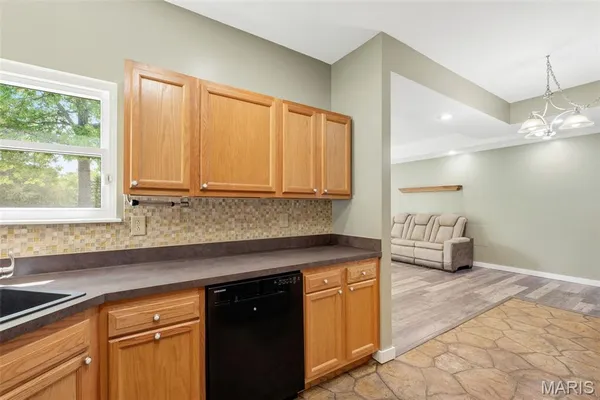 $240,000 | 612 Airway Drive, Fulton, MO 65251