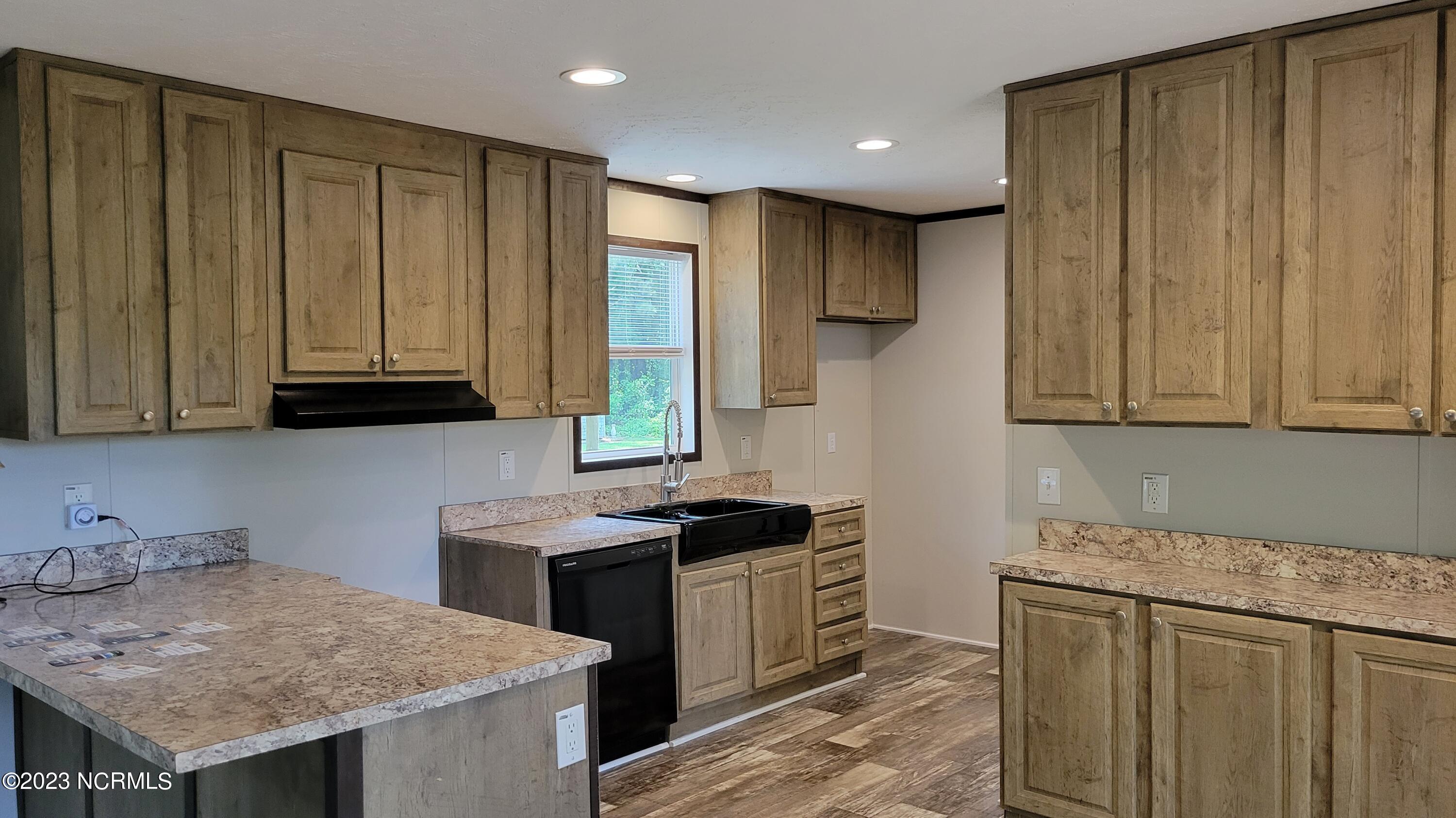 3430 Poole Road Kinston, NC 28504 - Photo 9 of 17 20230608_142649