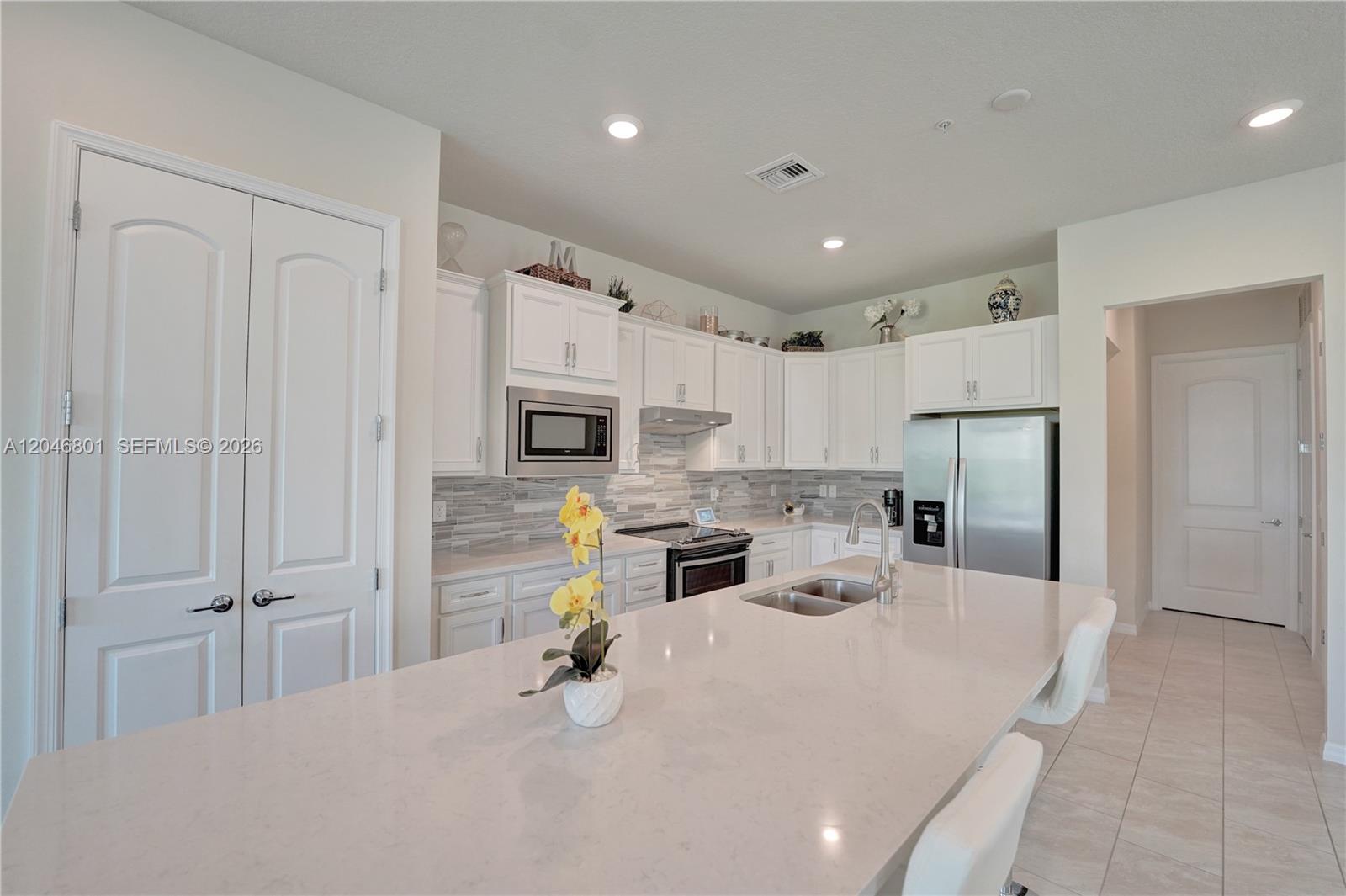 21982 Canadensis Circle, Unit 101 Boca Raton, FL 33428 - Photo 7 of 53