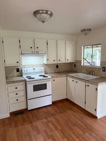 $299,950 | 49872 Road 426, Oakhurst, CA 93644