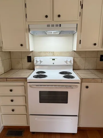 $299,950 | 49872 Road 426, Oakhurst, CA 93644