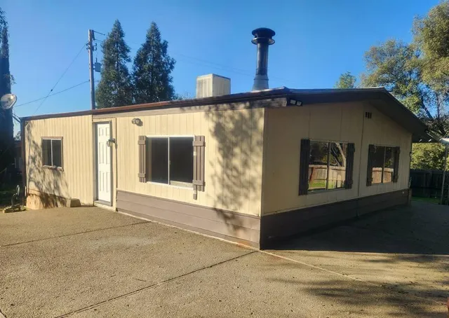 $299,950 | 49872 Road 426, Oakhurst, CA 93644