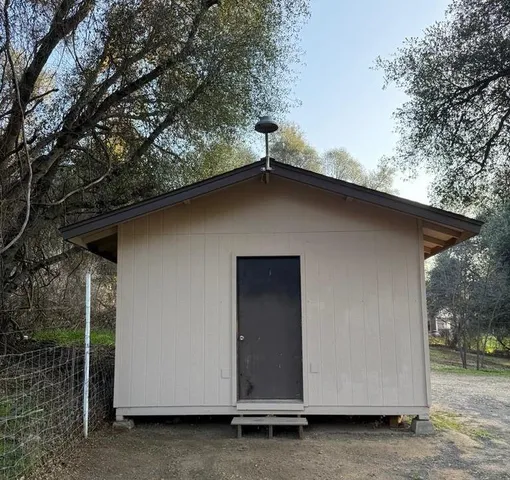 $299,950 | 49872 Road 426, Oakhurst, CA 93644