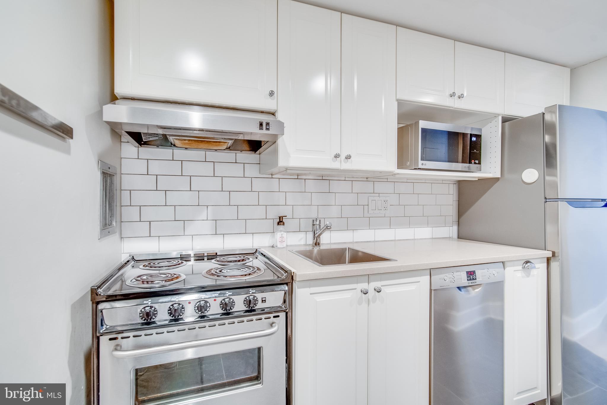 1825 T Street Northwest, Unit 103 Washington, DC 20009 - Photo 5 of 16