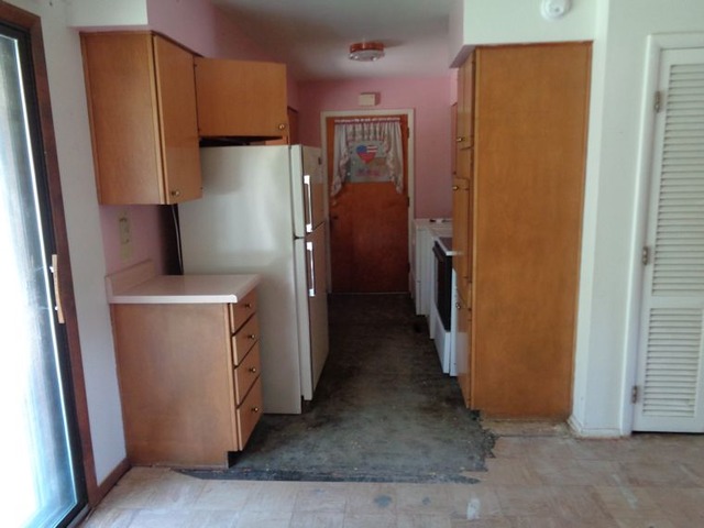 908 16th Street Rochelle, IL 61068 - Photo 2 of 8