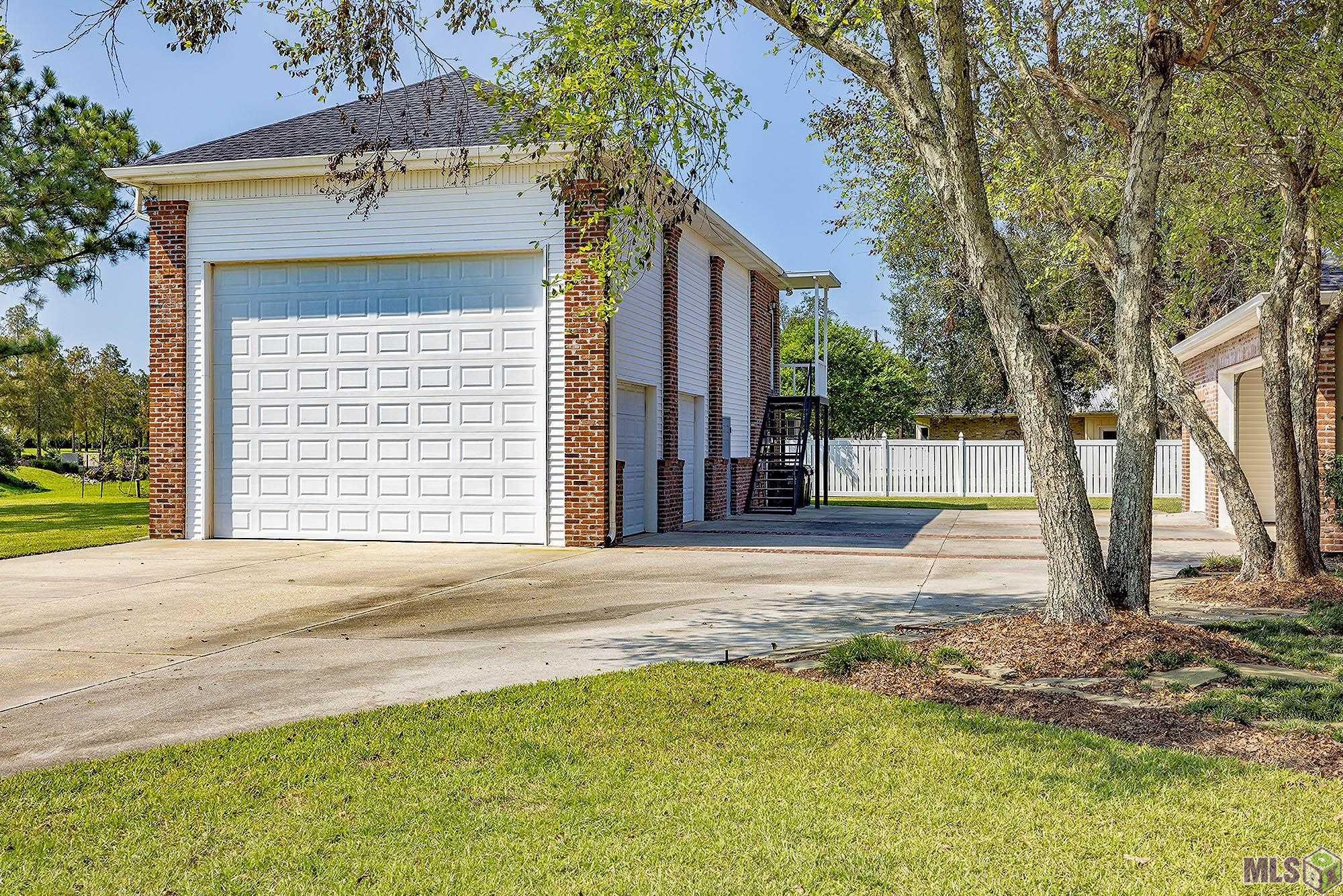 178 Vi Drive Houma, LA 70360 - Photo 6 of 48