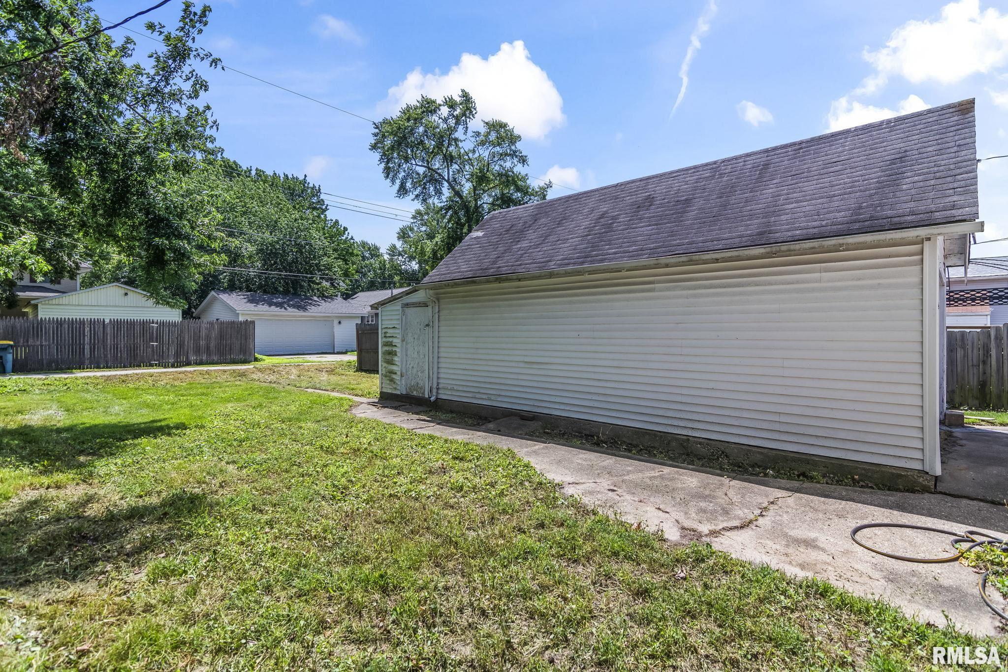 1904 South College Street Springfield, IL 62704 - Photo 25 of 29