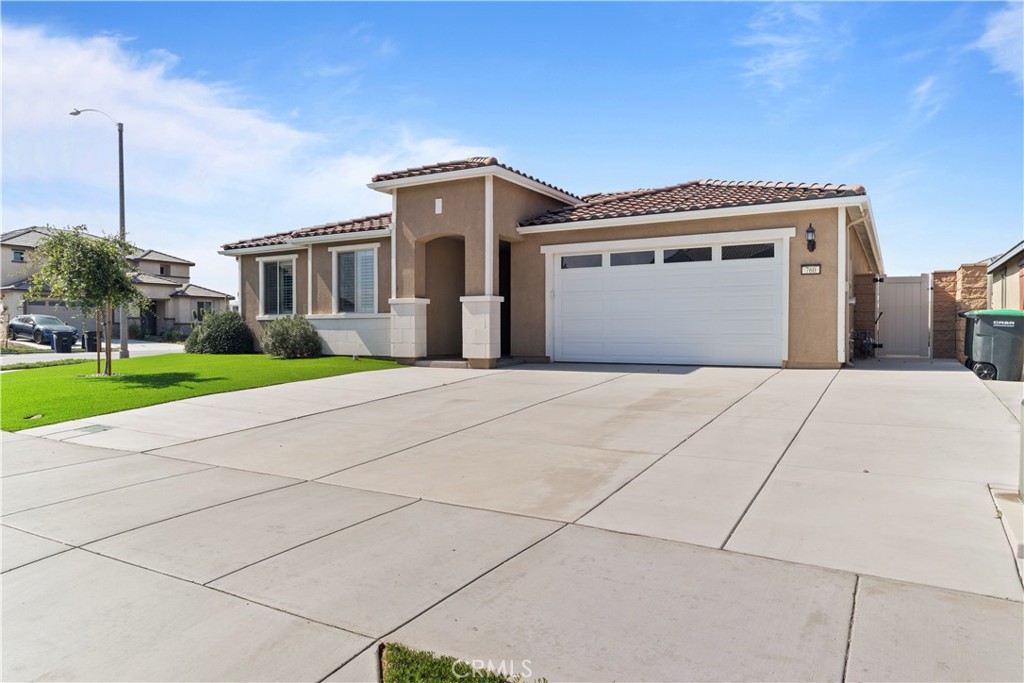 760 Kuchar Street Perris, CA 92571 - Photo 2 of 31