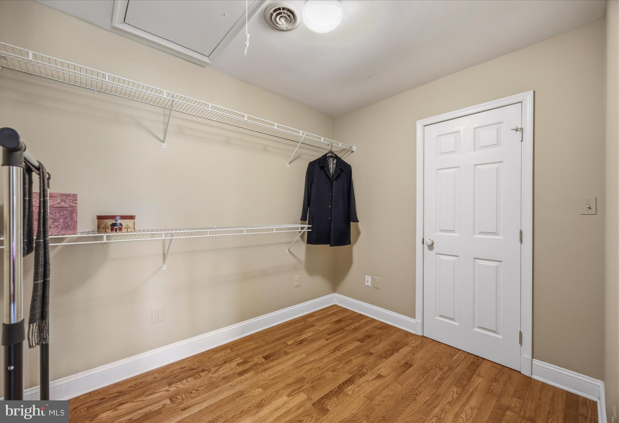 8 Rolling Farm Court Baltimore, MD 21228 - Photo 32 of 85