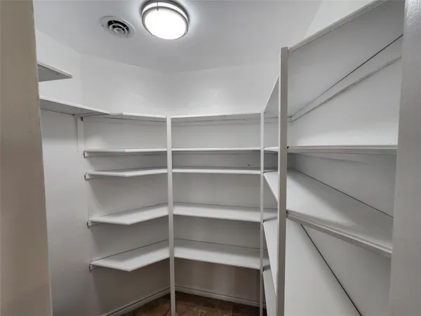 $470,000 | 482 West Cattle Drive, Onalaska, TX 77360