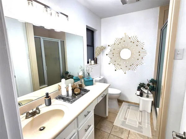 $470,000 | 482 West Cattle Drive, Onalaska, TX 77360