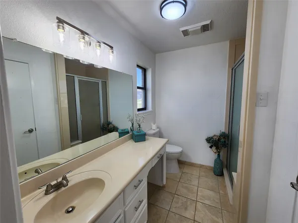 $470,000 | 482 West Cattle Drive, Onalaska, TX 77360