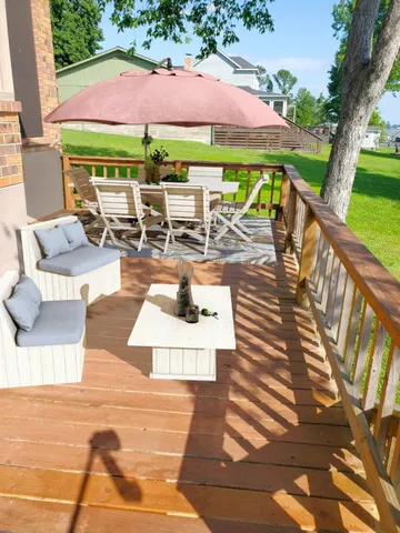 $470,000 | 482 West Cattle Drive, Onalaska, TX 77360