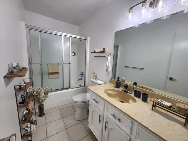 $470,000 | 482 West Cattle Drive, Onalaska, TX 77360