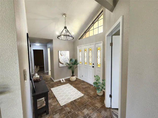 $470,000 | 482 West Cattle Drive, Onalaska, TX 77360