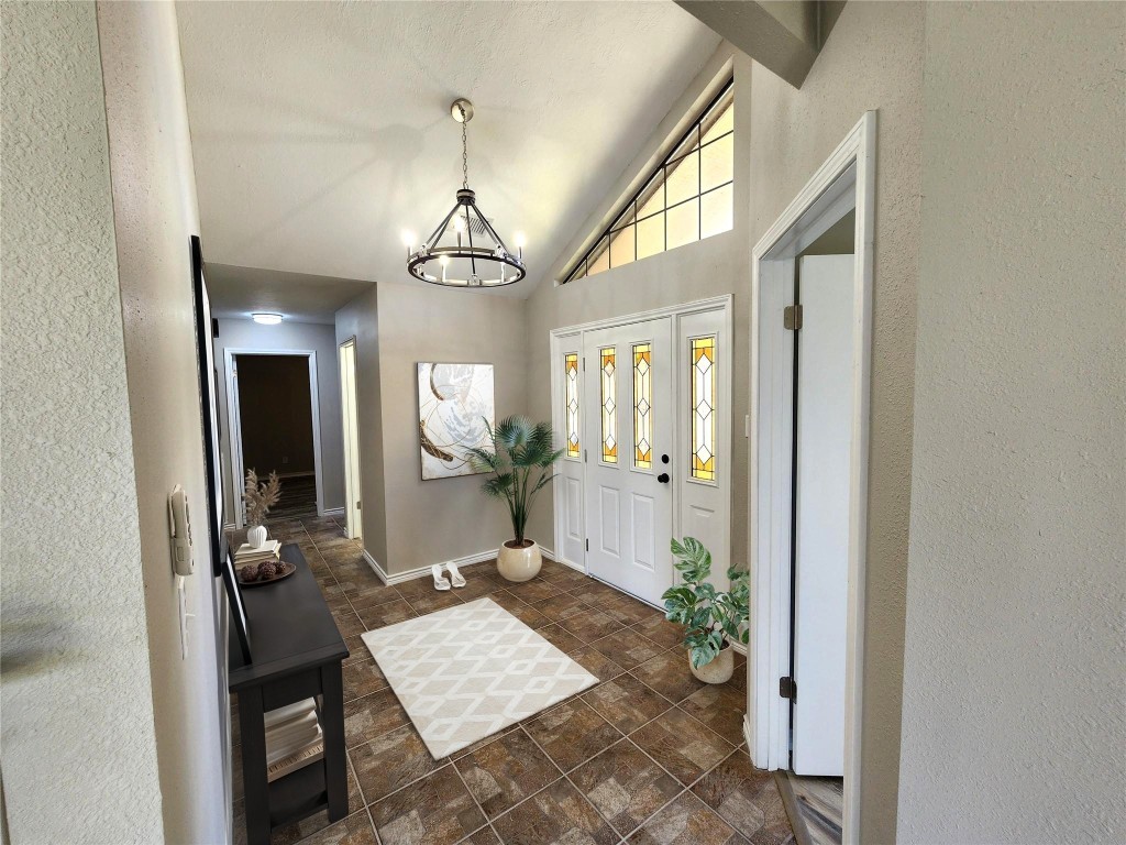 482 West Cattle Drive Onalaska, TX 77360 - Photo 7 of 34 a very nice looking room with a large mirror and furniture