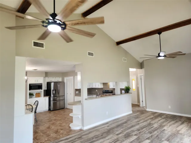 $470,000 | 482 West Cattle Drive, Onalaska, TX 77360