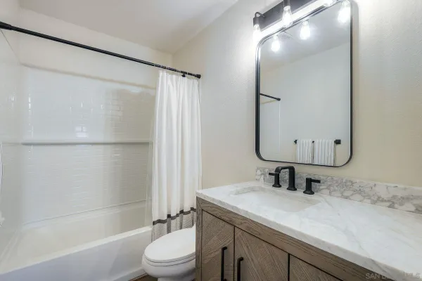 $1,425,000 | 4070 Caminito Meliado, San Diego, CA 92122