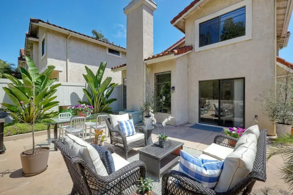 $1,425,000 | 4070 Caminito Meliado, San Diego, CA 92122