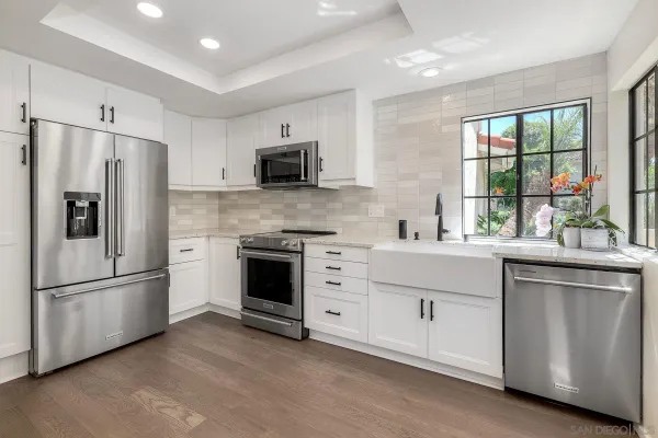 $1,425,000 | 4070 Caminito Meliado, San Diego, CA 92122